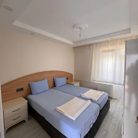 Apart 3*